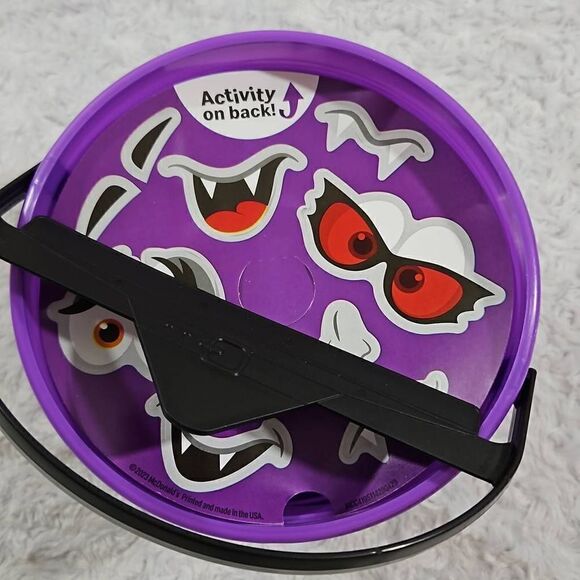 McDonalds Vampire Halloween Bucket 2023 - Picture 4 of 4
